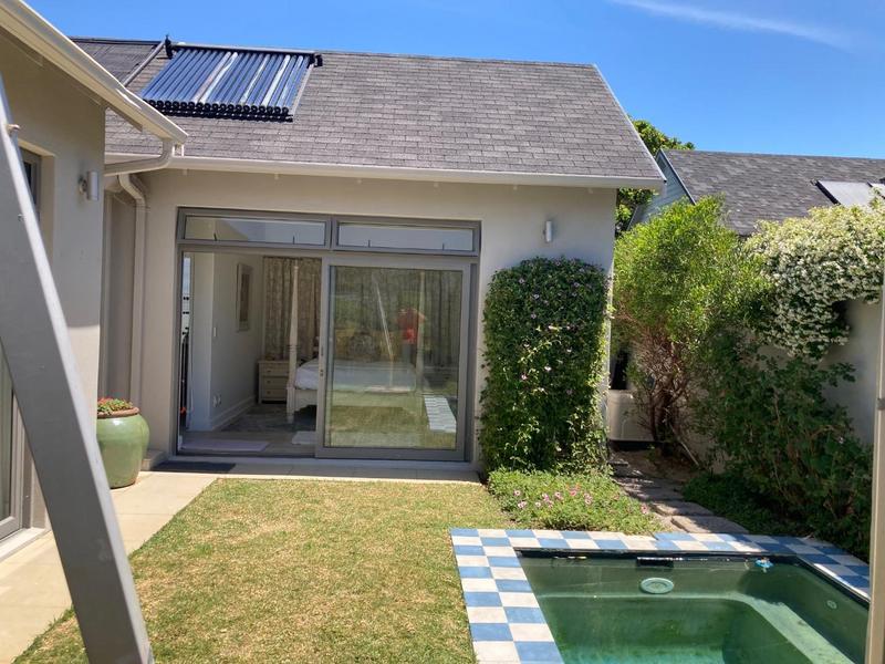 3 Bedroom Property for Sale in Lake Michelle Western Cape